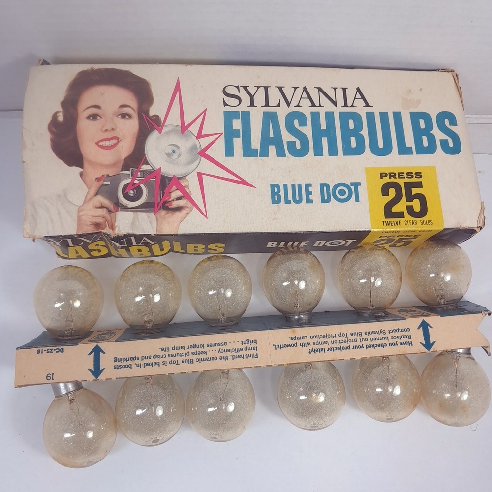 Vintage Sylvania Flashbulbs Blue Dot Press 25 P25 clear camera box set 12